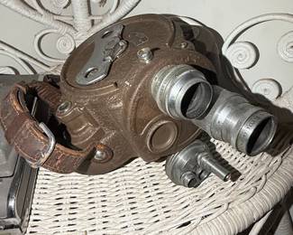 Vintage Revere Eight Model 88 8mm Movie Camera