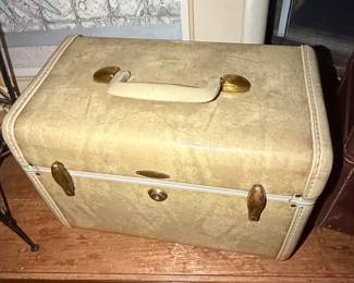 Vintage Samsonite Train Case Vanity