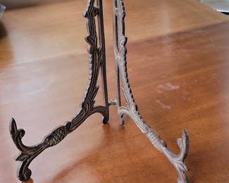 Vintage Cast Metal Ornate Scroll Easel