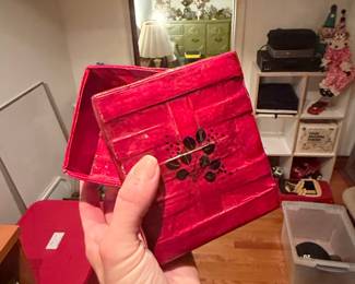 Vintage Hand-Painted Papier-Mâché Trinket Box