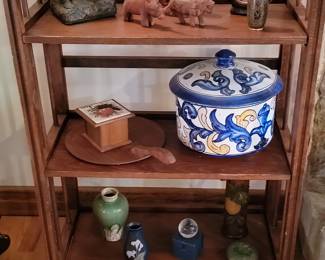 Vintage Majolica Style Covered Casserole Dish