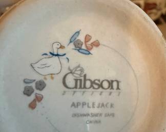Gibson Applejack Pattern Dinnerware