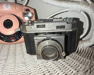 Kodak Retina IIa Folding Camera with Schneider-Kreuznach Xenon Lens