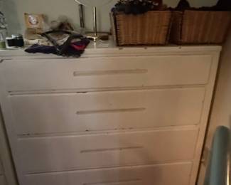 Vintage Mid-Century Modern Four-Drawer Dresser
