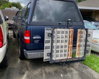 SUV