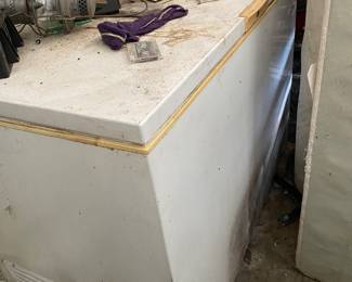 Deep freezer
