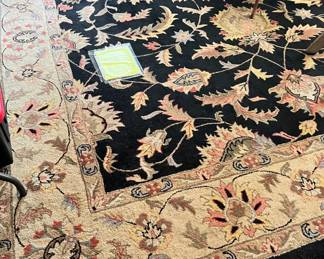 14 1/2" X 12" AREA RUG