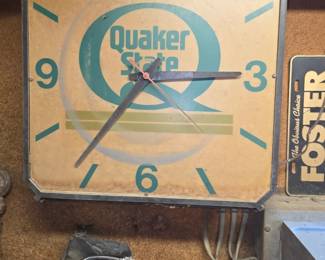 Vintage Quaker State Clock
