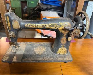 Singer machine