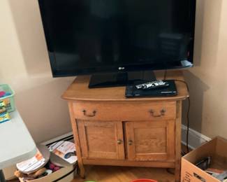 Oak washstand
