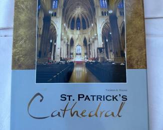 St. Patricks Cathedral New York Guide Book Thomas G. Young