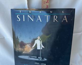 Frank Sinatra 1915-1998 Hardcover Tribute Book 