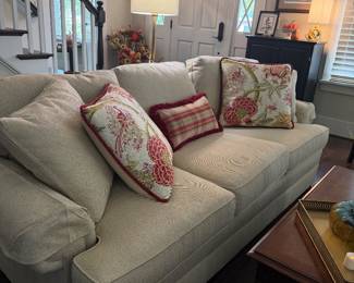 Vanguard Furniture Hickory, NC American Bungalow Collection 7’x3’x33”
