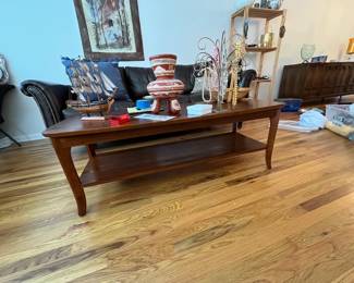 Phenomenal coffee table, MUST SEE