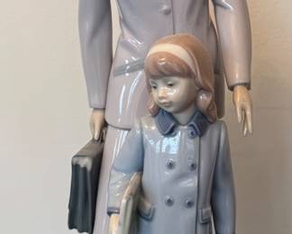 Lladro Figurine