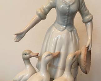 Lladro Figurine