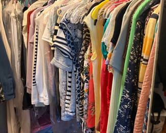 Men Clothing (Medium - Large, Size 10 Shoes) Women's Clothing (Small, Size 9.5 Shoes)