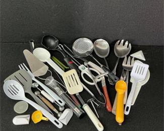 kitchen utensils