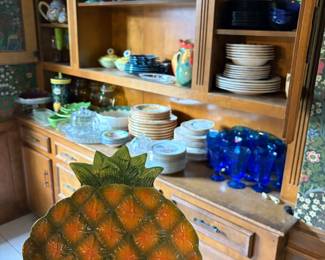 Dishes, glasses, kitchen items