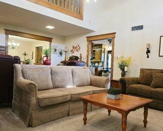Haverty's Sofa, Coffee Table, and more