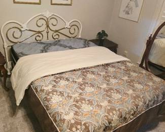 Queen Bed
