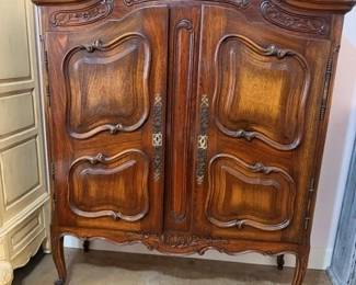Armoire