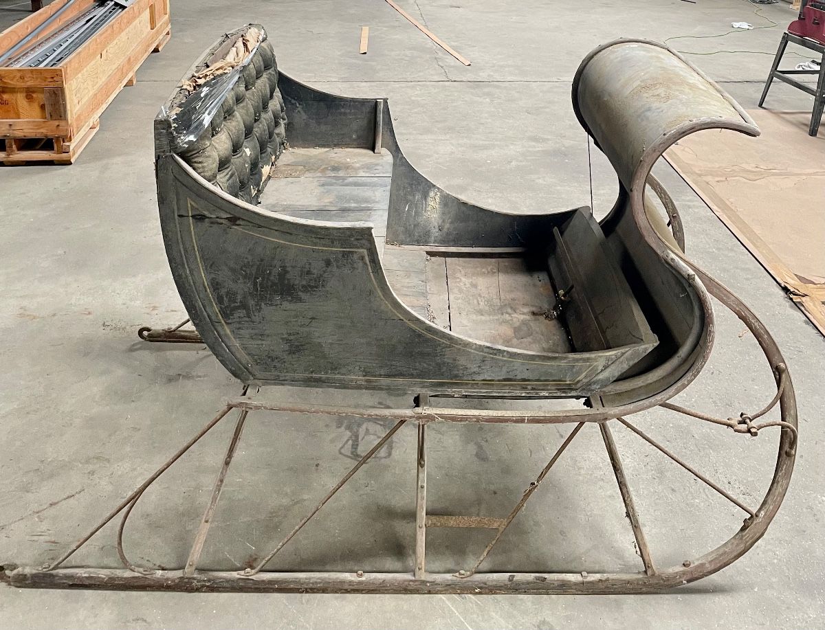 ANTIQUE HORSE-DRAWN CUTTER SLEIGH (PORTLAND CUTTER)
