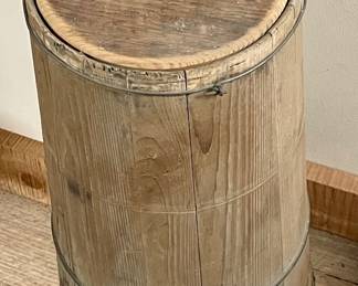 ANTIQUE WOODEN DASHER BUTTER CHURN