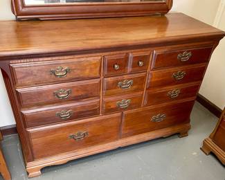 Vintage 11-Drawer Dresser w/Mirror 