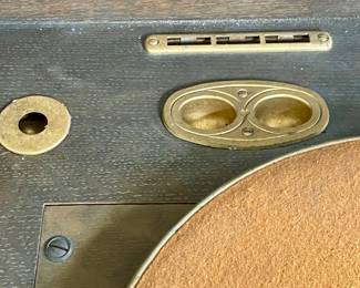 ANTIQUE 1928-29 VICTOR-VICTROLA VV 8-9