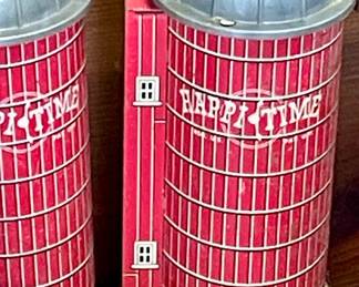 VINTAGE 1959 MARX "HAPPI-TIME FARMS" PLATFORM BARN SET (SEARS EXCLUSIVE)