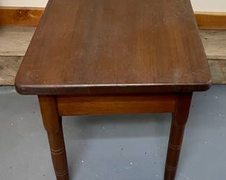 VINTAGE CHUNKY SQUARE TABLE