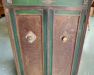 ANTIQUE 1928-29 VICTOR-VICTROLA VV 8-9