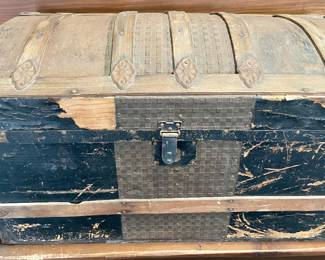 ANTIQUE CAMELBACK STEAMER TRUNK