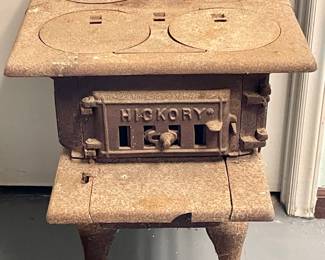 ANTIQUE "HICKORY" WOOD STOVE No. 7-14J