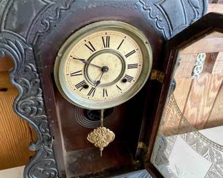 ANTIQUE ANSONIA CLOCK CO. KITCHEN MANTLE CLOCK