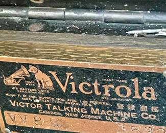 ANTIQUE 1928-29 VICTOR-VICTROLA VV 8-9