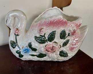 VINTAGE LUSTERWARE CERAMIC SWAN PLANTER