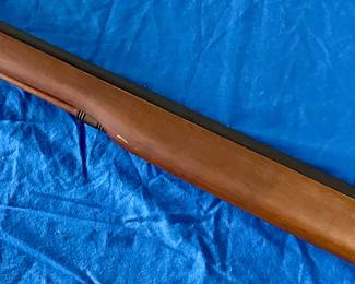 MODERN REPRODUCTION KENTUCKY-STYLE FLINT LOCK LONG RIFLE, .45 BLACK POWDER ONLY, ULTRA-HI CORP. by MIROKU in JAPAN