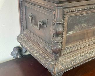 ANTIQUE ITALIAN CARVED WOOD JEWELRY CASKET TABLE CHEST