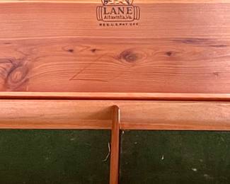 Vintage Lane Cedar Blanket Chest (Unlocked/No Key)
