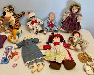 MISC. TOYS, PLUSH, DOLLS