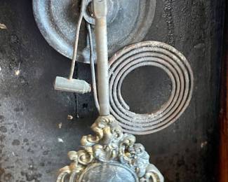 ANTIQUE THE INGRAHAM CO. KITCHEN MANTLE CLOCK