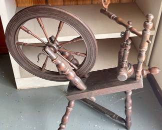 ANTIQUE WOODEN FLAX SPINNING WHEEL I.LEICHT 1836