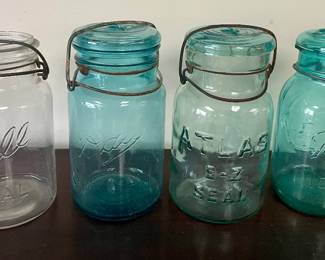 VINTAGE/ANTIQUE CANNING JARS
