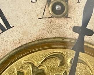 ANTIQUE Wm. L. GILBERT MANTLE CLOCK