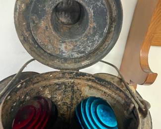 ANTIQUE HANDLAN BUCK RAILROAD 4-WAY SWITCH/CABOOSE/MARKER LANTERN