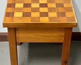 Low Profile Checkers/Chess Table