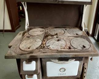 ANTIQUE 1910S-30s  LOTH's LIBERTY COOK STOVE