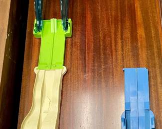 VINTAGE 1970s SEARS CRAZY BUGGY TRACK (INCOMPLETE)